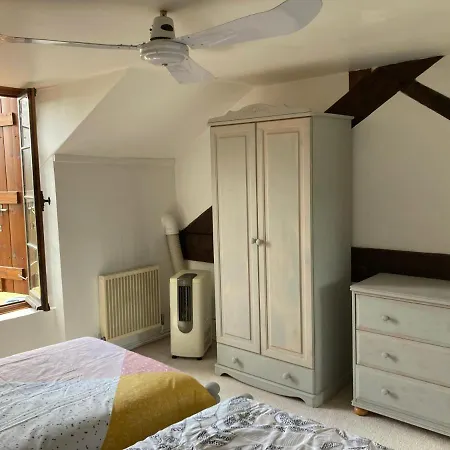 Rare Exclusivite La Fongrivoise Grande Piscine Avec Terrasse 5 Et Salle De Bain Wc Privatifs Patio Cheminee Sans Vis A Vis * Thénac